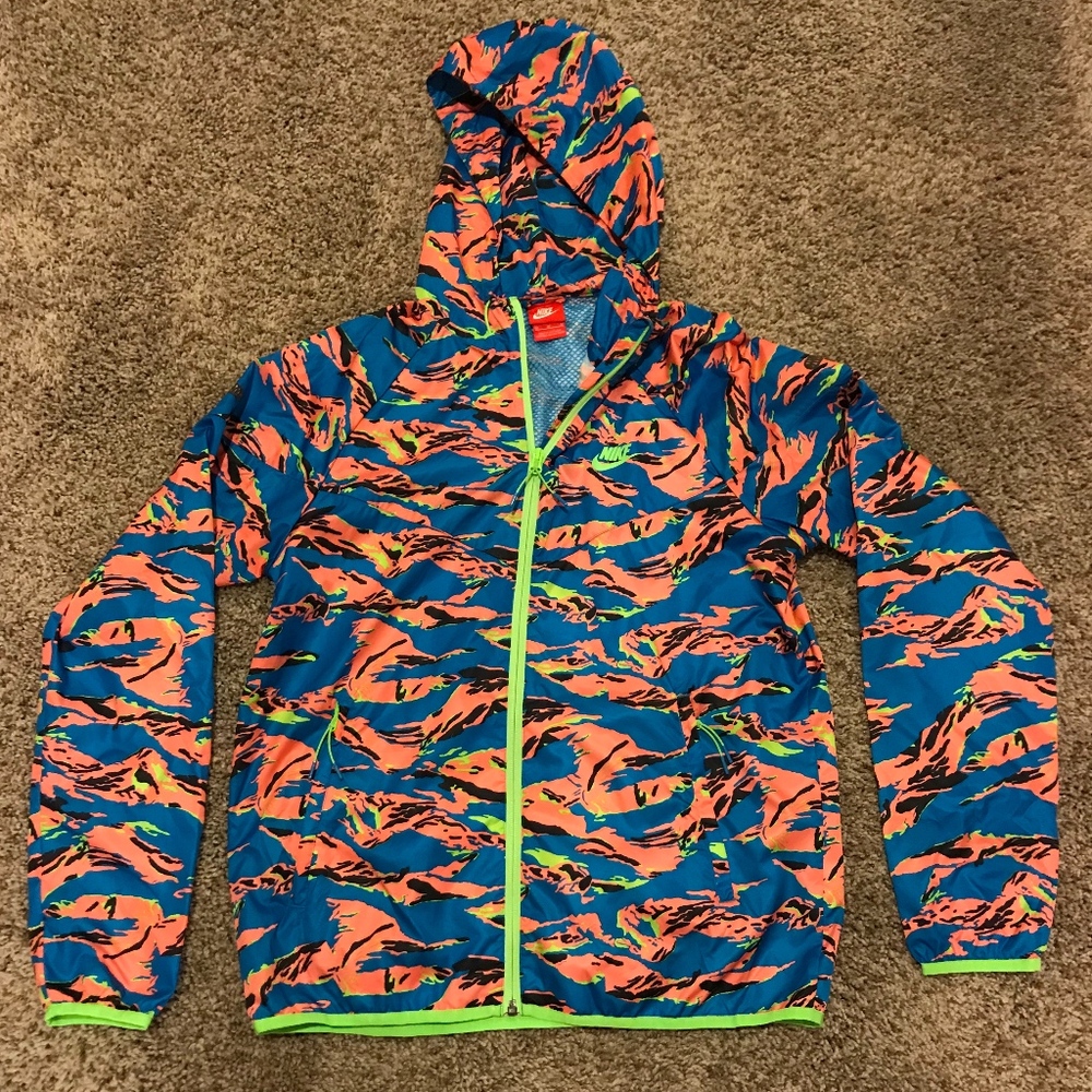 Nike Neon Camo Lightweight Packable Running Jacket